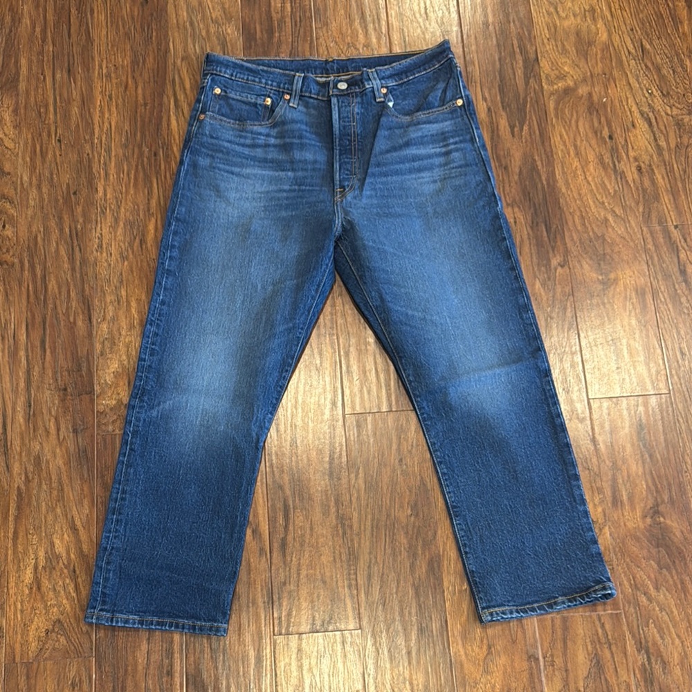 Levi’s Ankle Jeans - 32